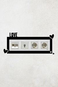 Love Yazılı Kalp Tasarım 4lü Priz Çerçevesi (İç Ölçü 29,7x8,4 cm) Dörtlü Çerçeve